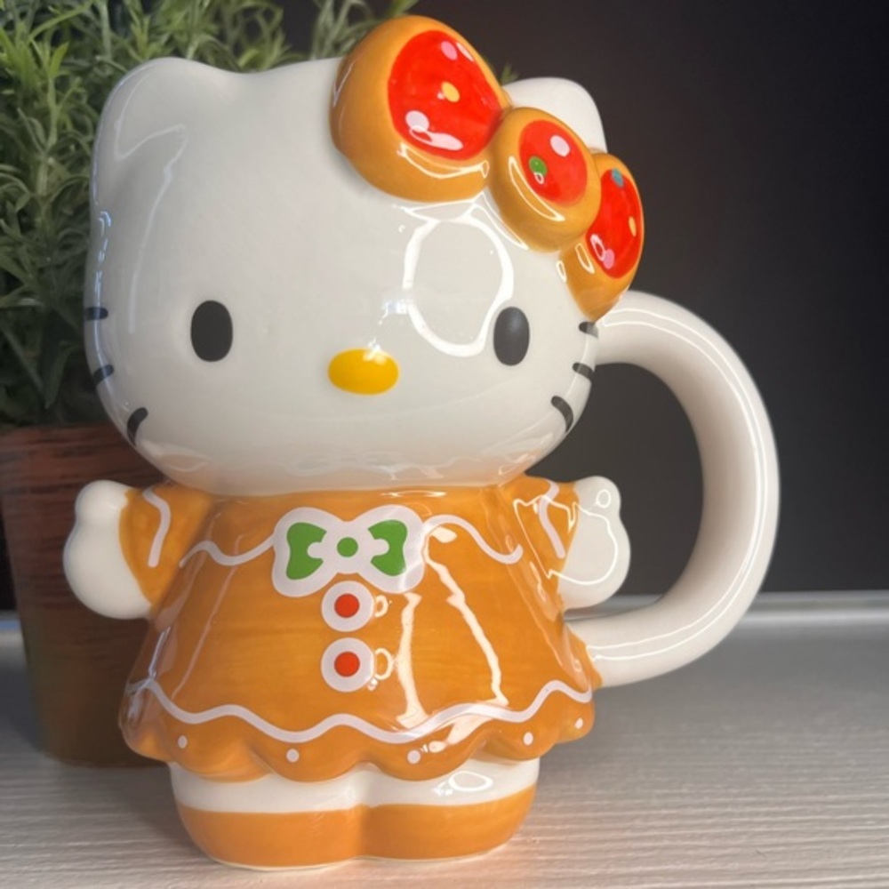 Hello Kitty Gingerbread Holiday Ceramic Mug Sanrio Collectible NWT